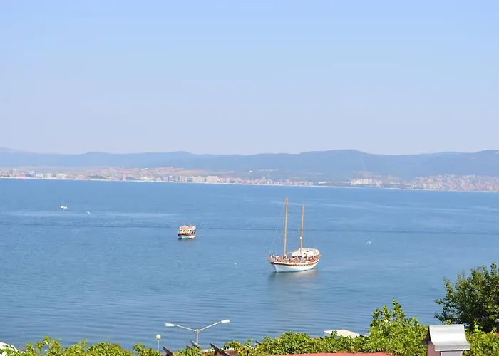 Saint George - Old Penzion Nesebar