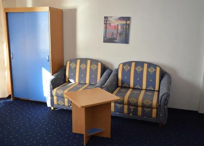 Saint George - Old בית הארחה 3*